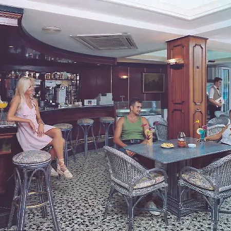 Voramar Hotel 3*